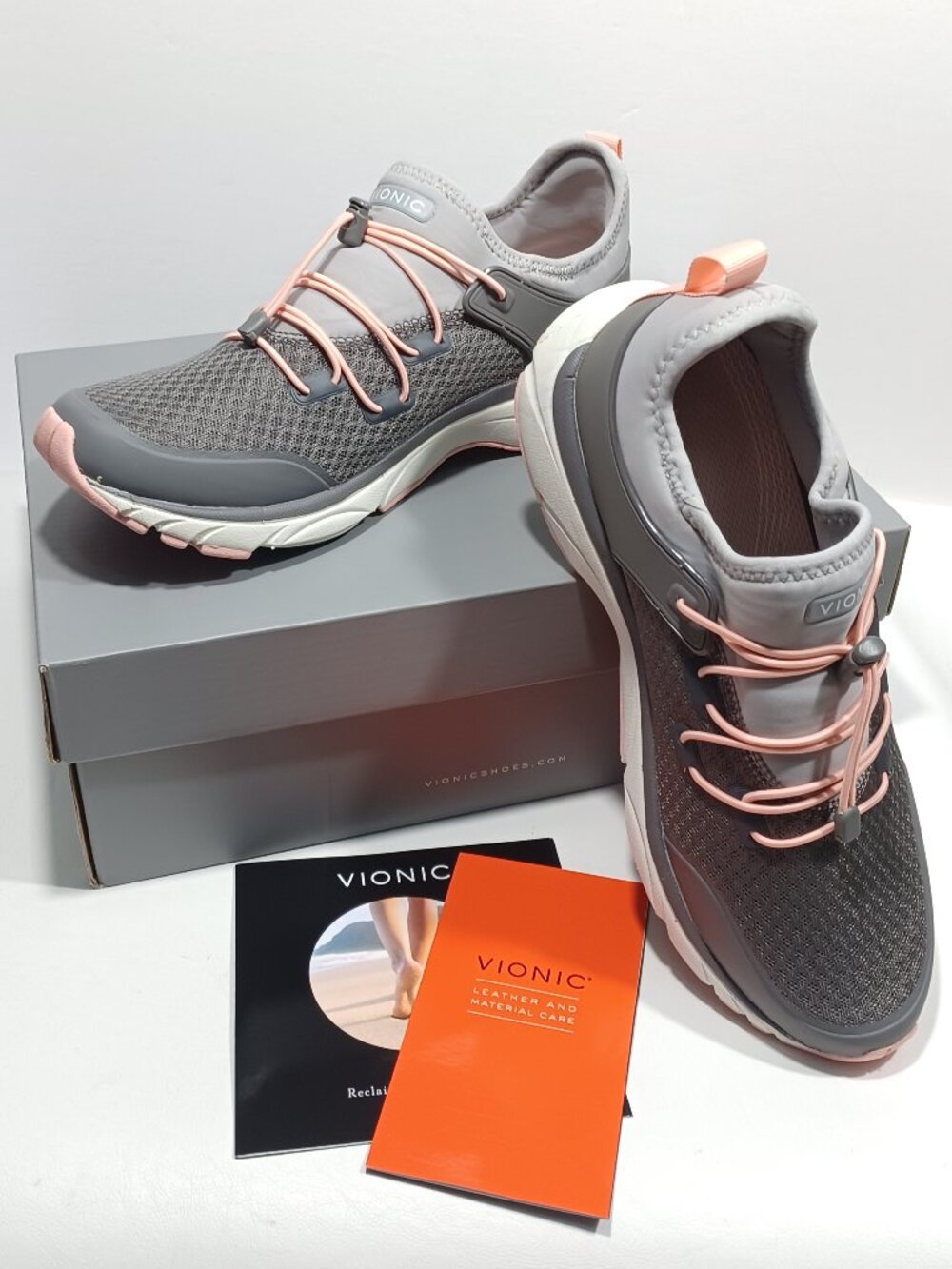 NIB Vionic Womens London Lightweight Sneaker Charcoal Knit Mesh Size 9